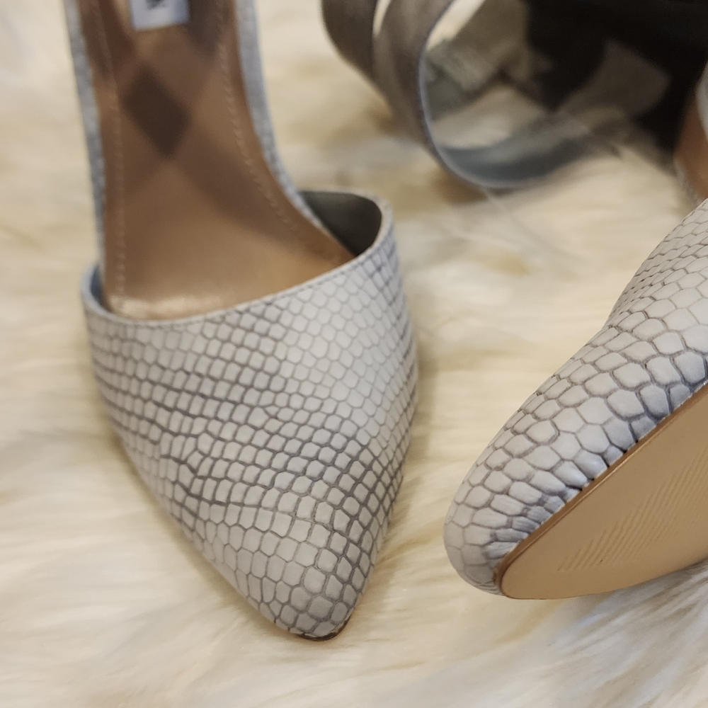 NIB Steve Madden Heels! - Picture 2 of 6